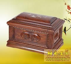 匠心承艺，永恒安息——上海青浦殡葬用品加工场深度探访