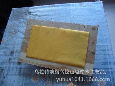 柏木骨灰盒 匠心与敬意的完美结合