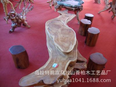 匠心独运 从柏木餐桌到肃穆骨灰盒的百年传承